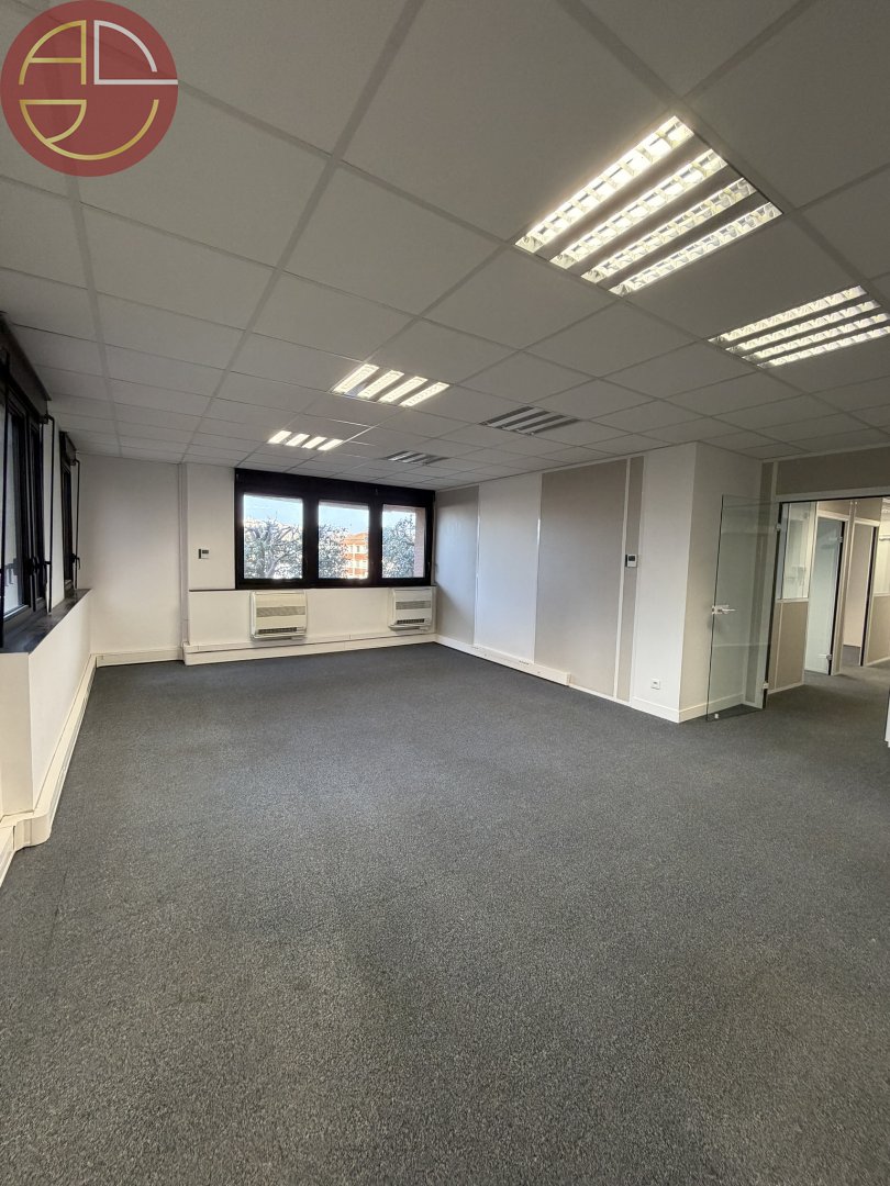 Bureau à louer - Toulouse (31000) - 195 m² - 2 705 €/mois