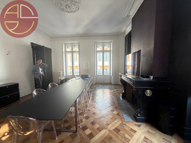 Bureau à louer - Toulouse (31000) - 165 m² - 3 583 €/mois