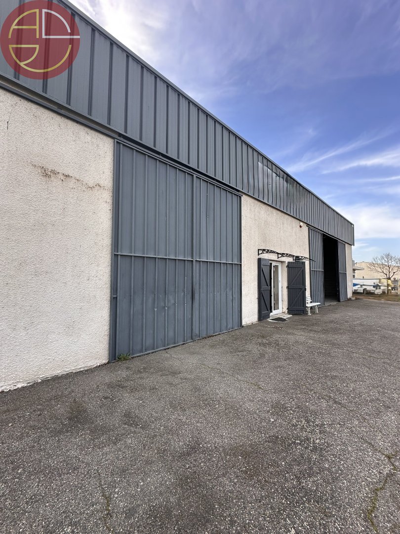 A louer Entrepôt 1 205 m² Aucamville