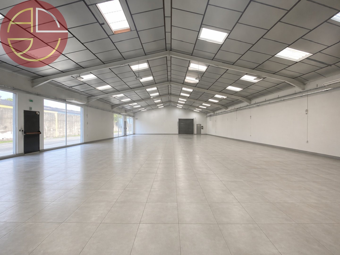 A vendre Entrepôt 1 800 m² Plaisance-du-Touch