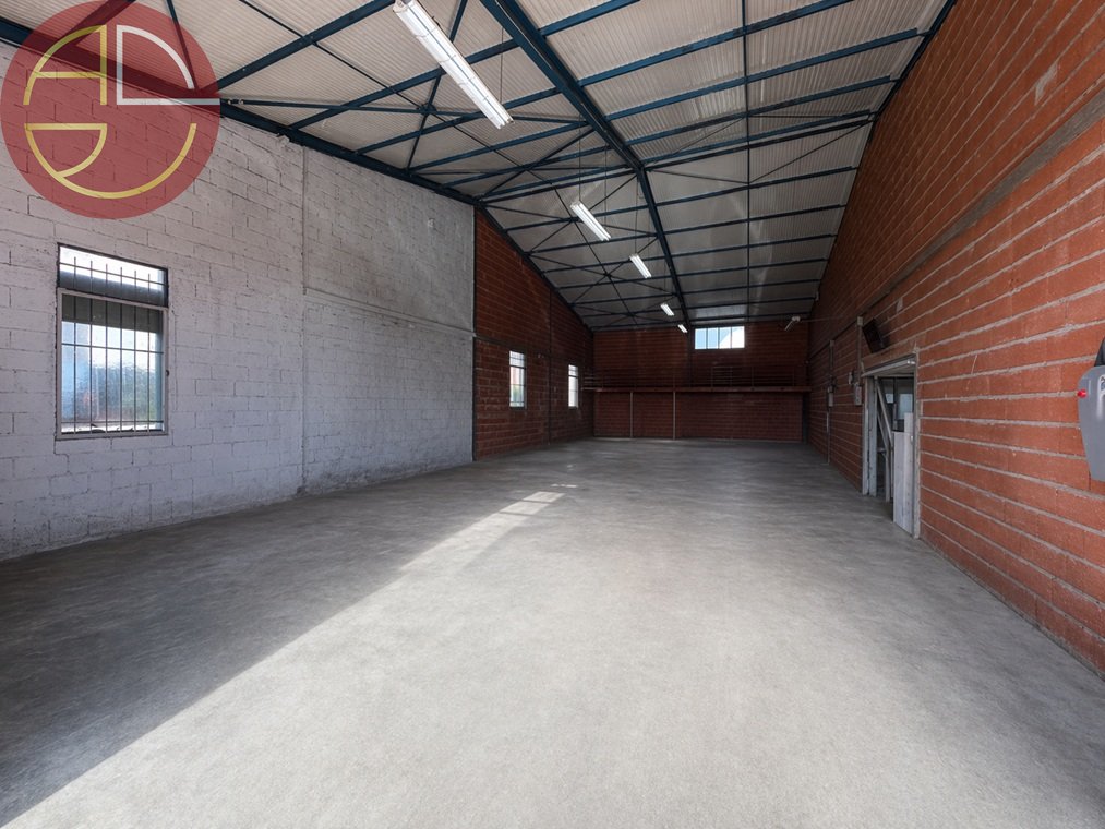 A louer Entrepôt 380 m² Auzielle