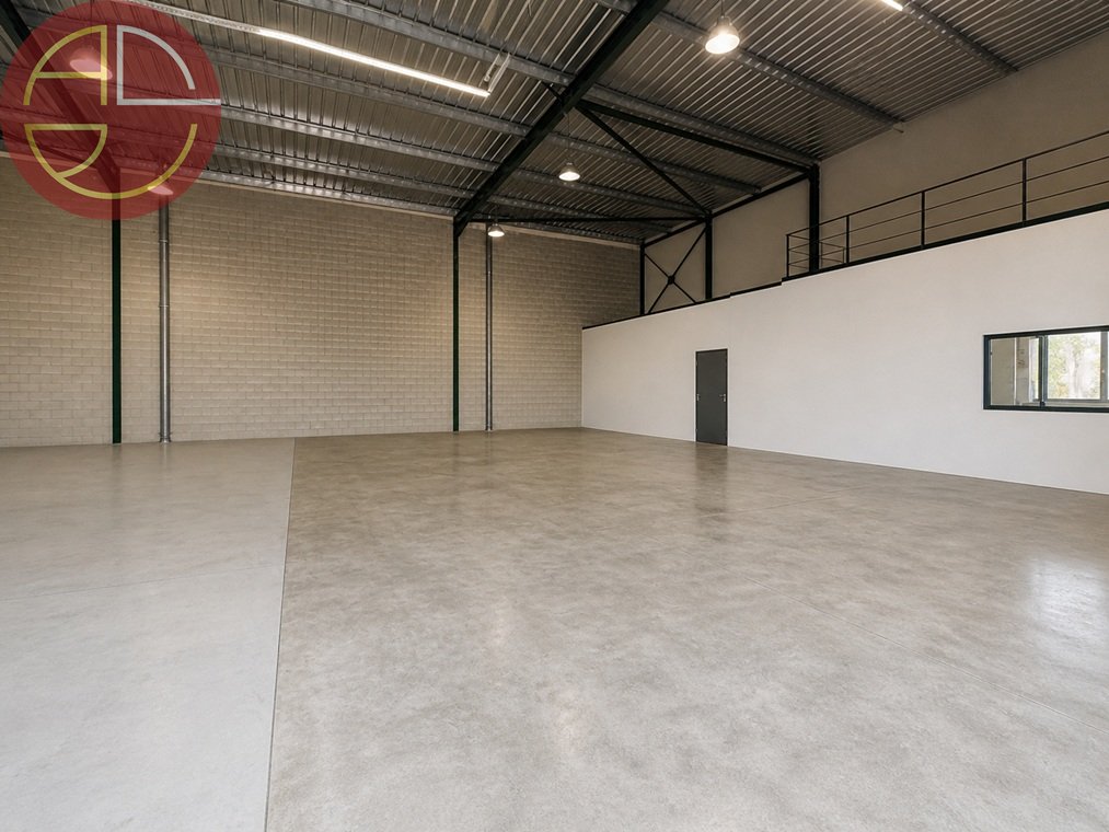 Entrepôt / Activité à louer - Plaisance-Du-Touch (31830) - 385 m² - 2 567 €/mois