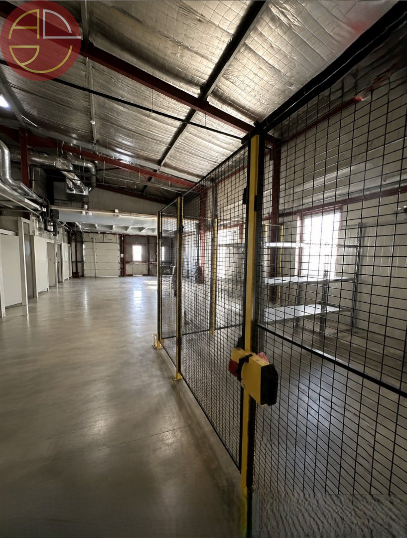 A vendre Entrepôt 1 200 m² Auzielle