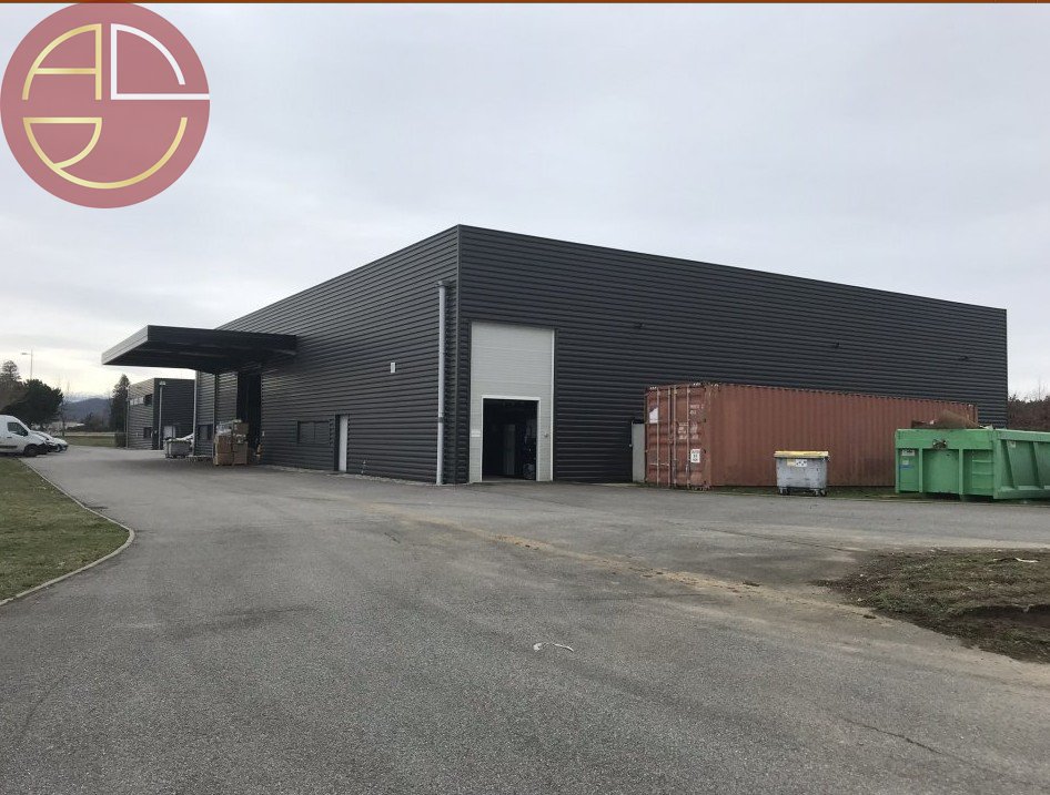 Entrepôt / Activité à louer - Arvigna (09100) - 2058 m² - 8 593 €/mois