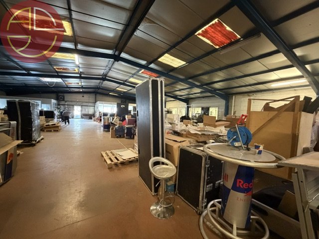 Entrepôt / Activité à louer - Bruguières (31150) - 1000 m² - 6 250 €/mois