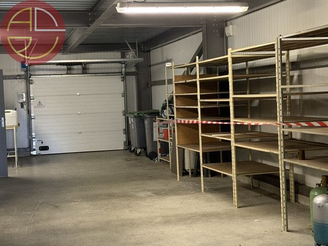 A vendre Entrepôt 351 m² Saint-Jory