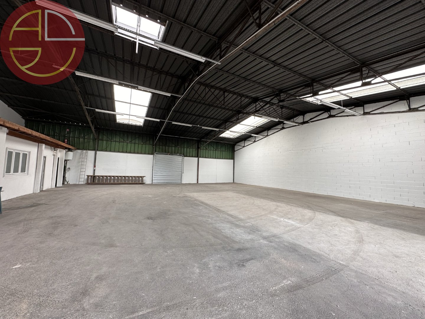 Entrepôt / Activité à louer - Toulouse (31100) - 380 m² - 3 325 €/mois