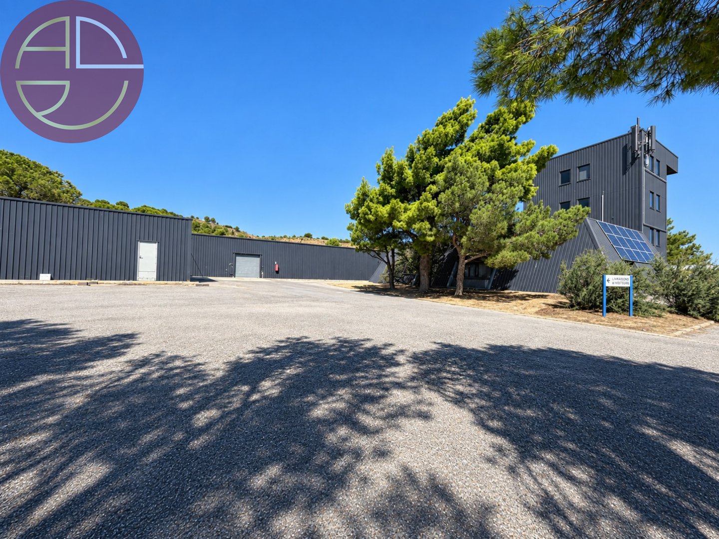 A vendre Entrepôt 1 620 m² Bages