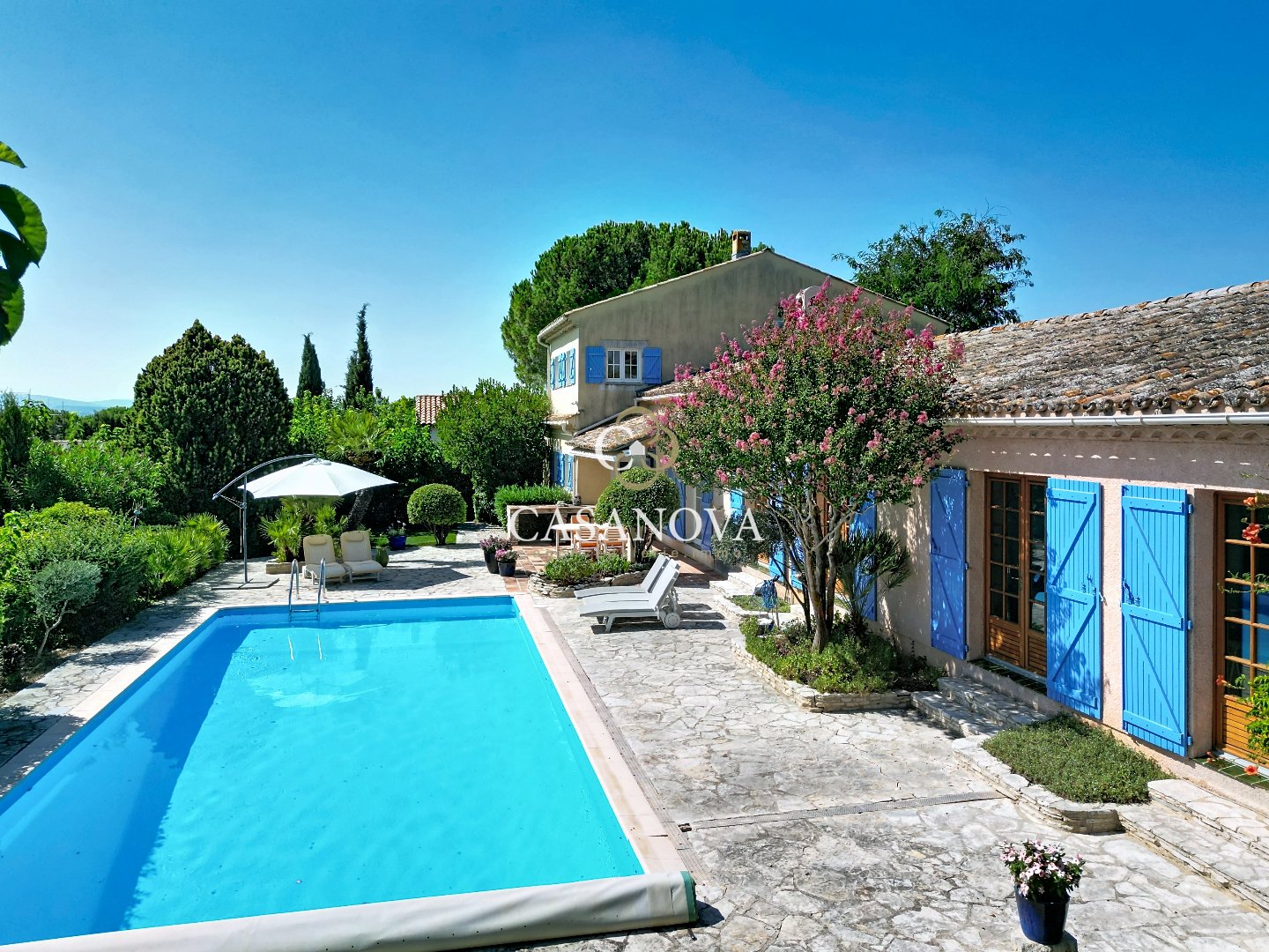 Maison 255m² — Gignac