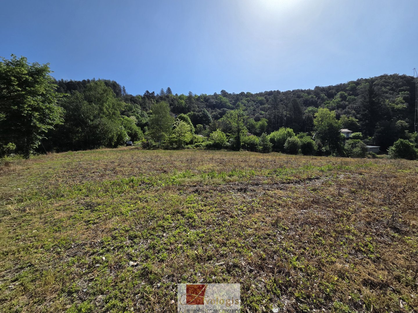 Terrain — Saint-Laurent-le-Minier