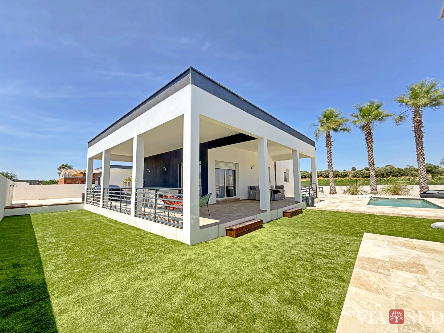 Maison 195m² — Abeilhan