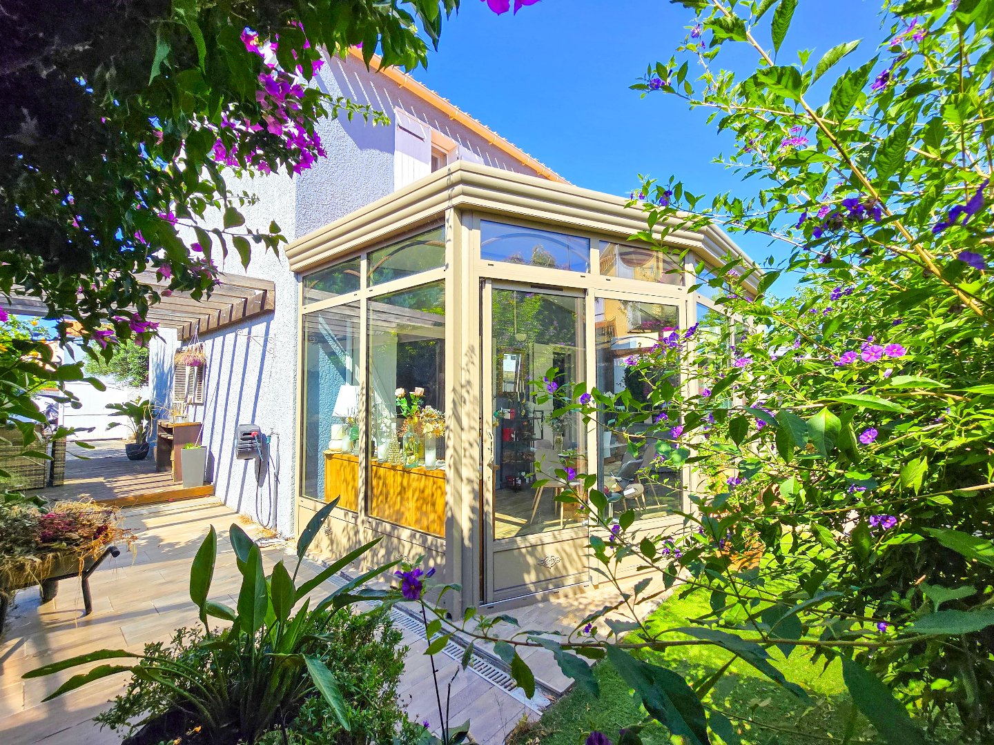 Agence immobilière de IMOBOOK