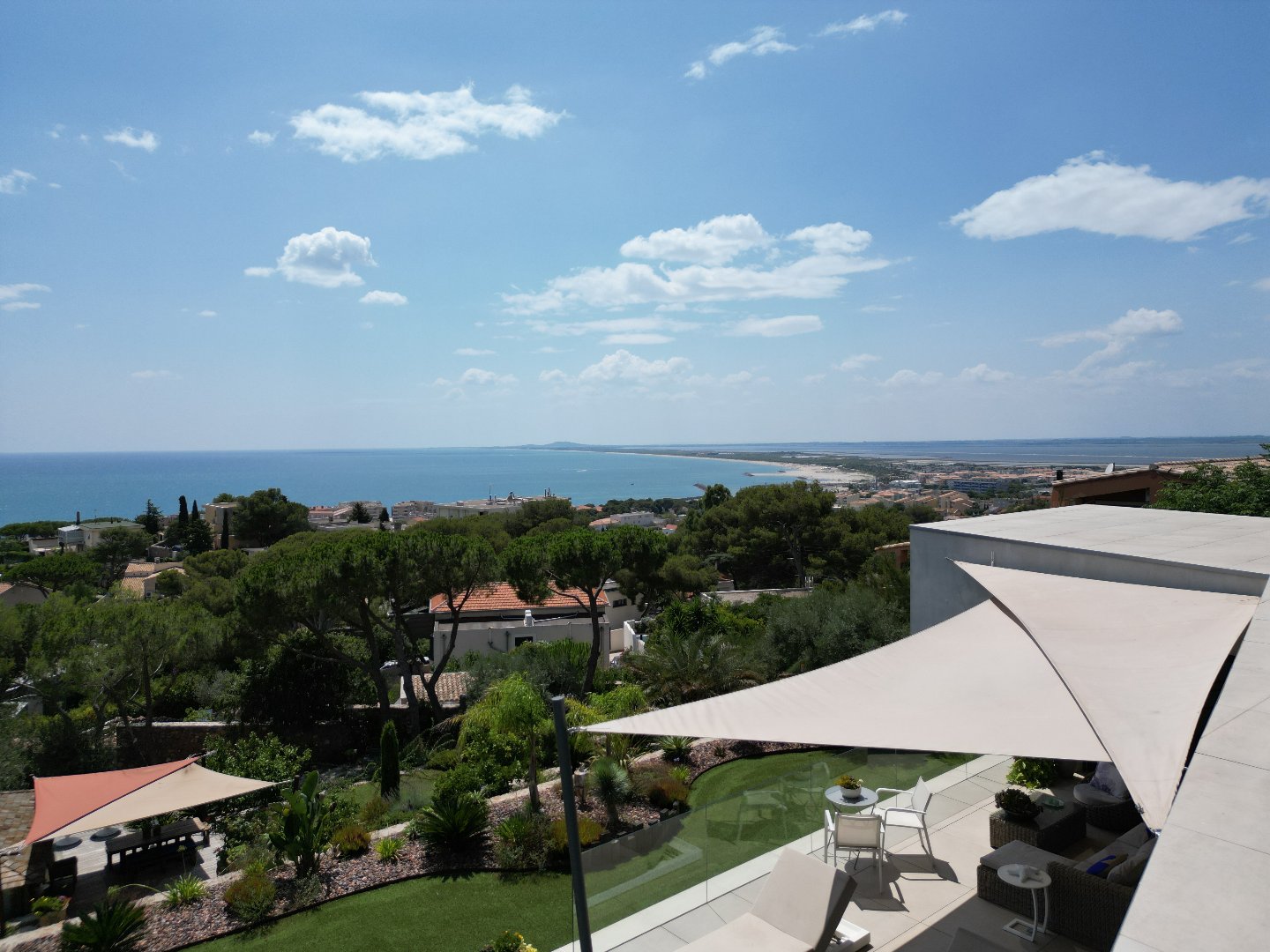Agence immobilière de IMOBOOK
