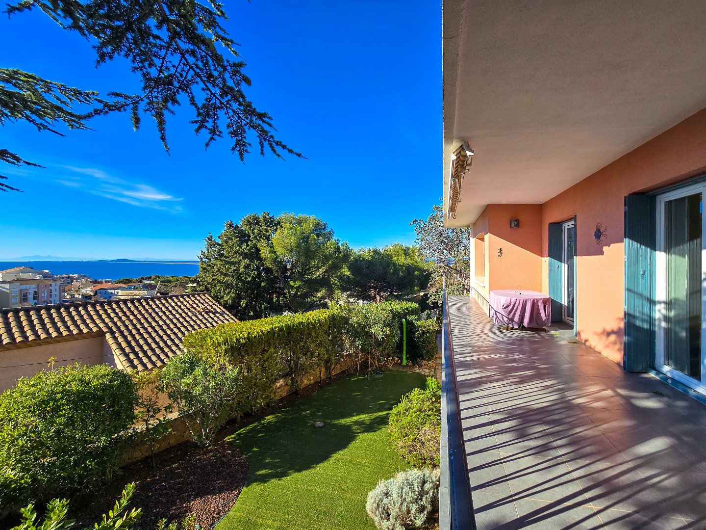 Agence immobilière de IMOBOOK