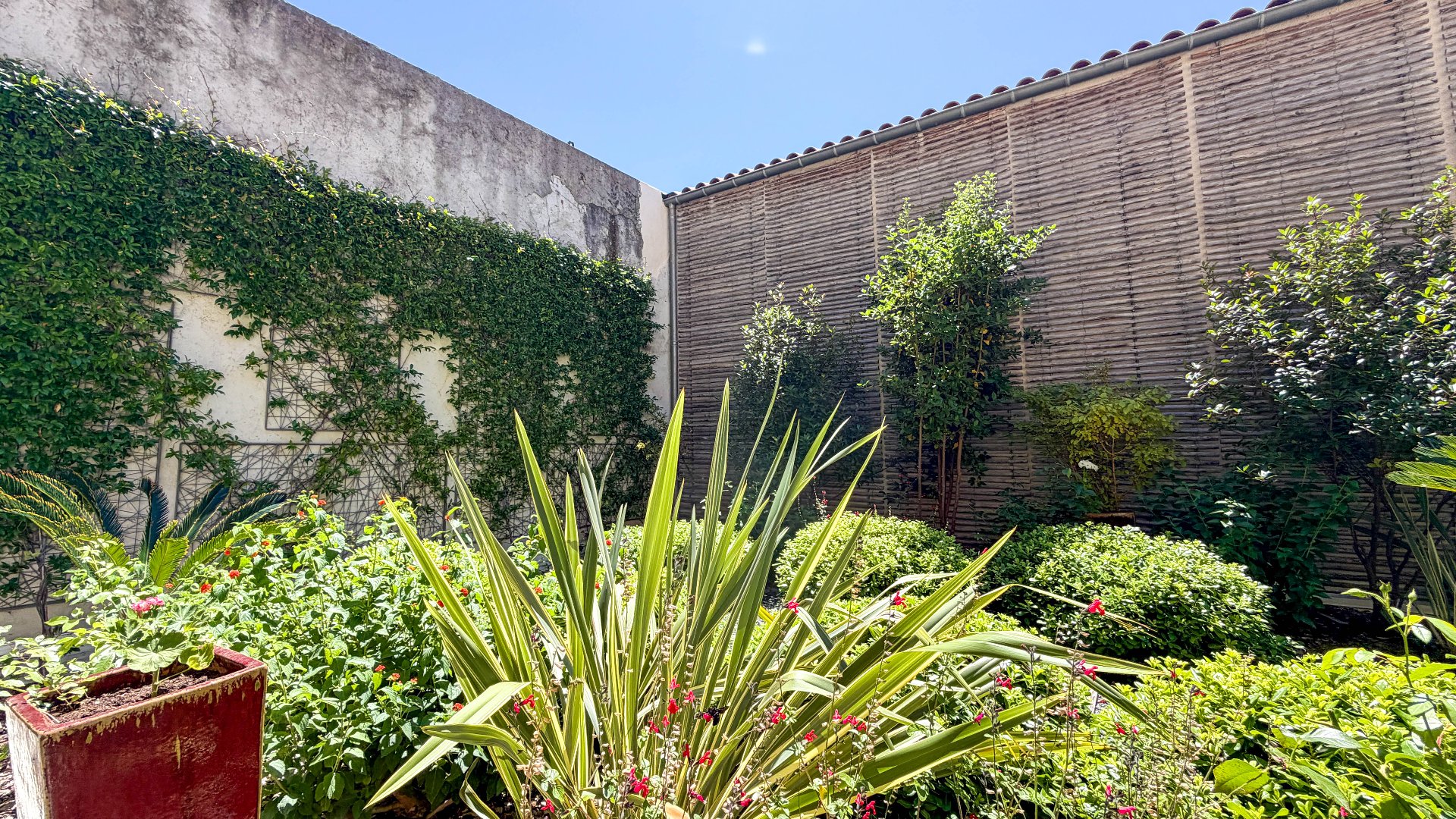 Agence immobilière de IMOBOOK