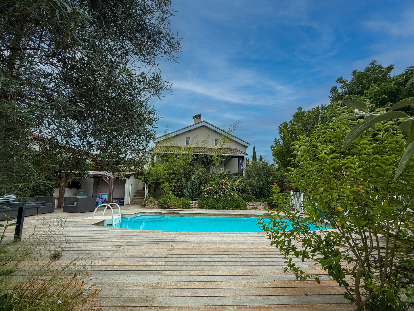 Agence immobilière de IMOBOOK