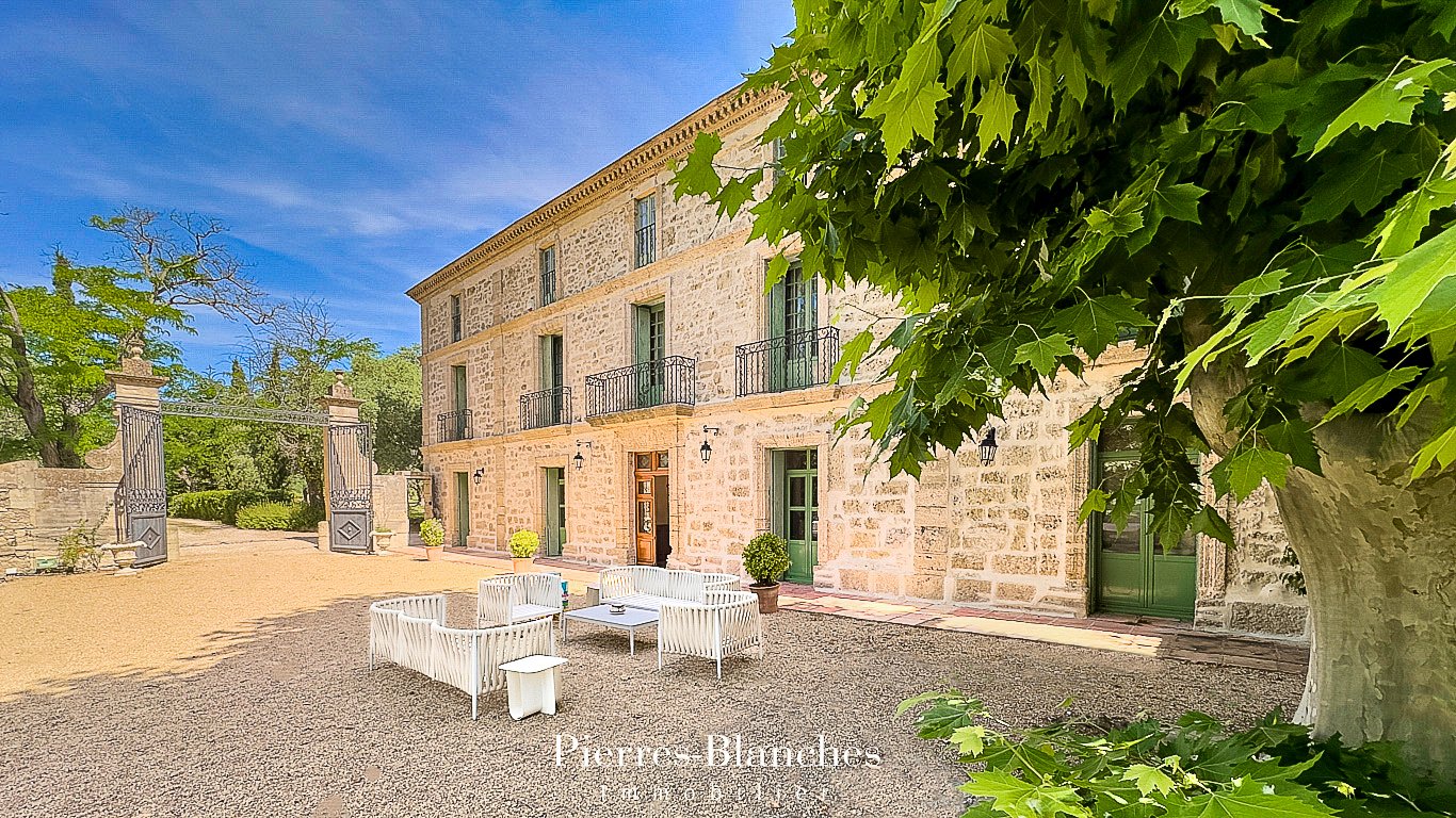 Agence immobilière de PIERRE BLANCHE IMMOBILIER