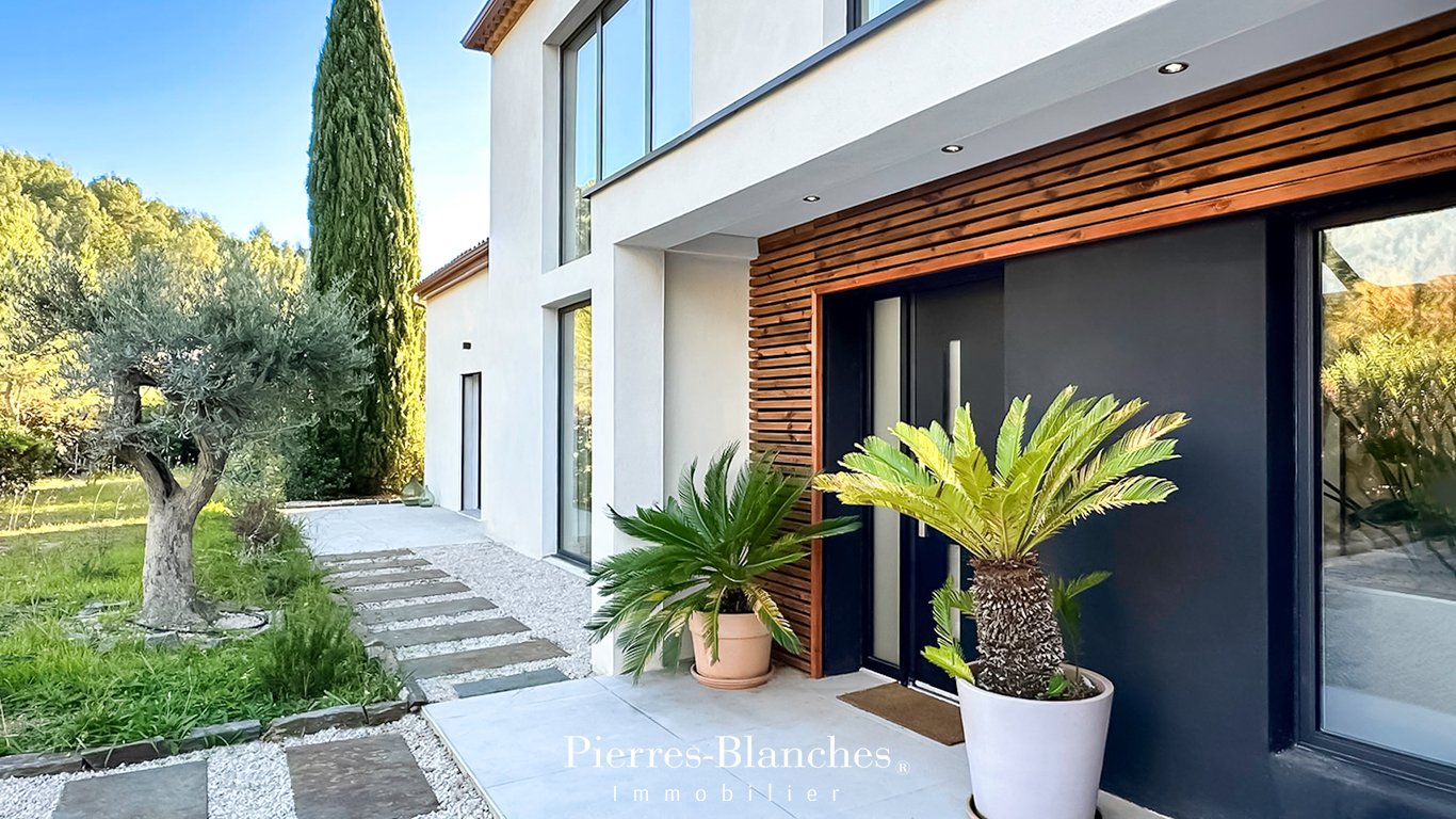 Agence immobilière de PIERRE BLANCHE IMMOBILIER
