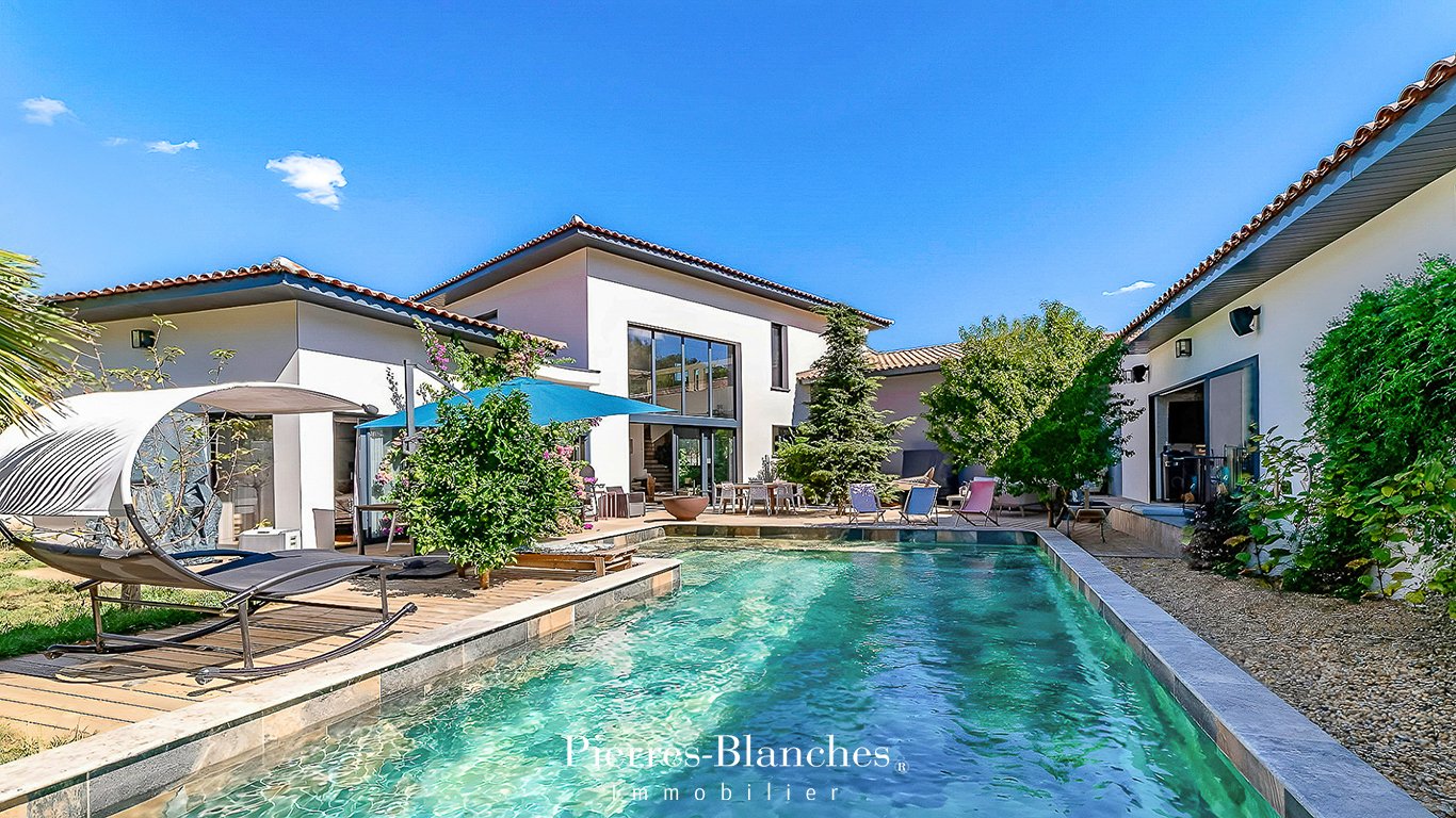 Agence immobilière de PIERRE BLANCHE IMMOBILIER