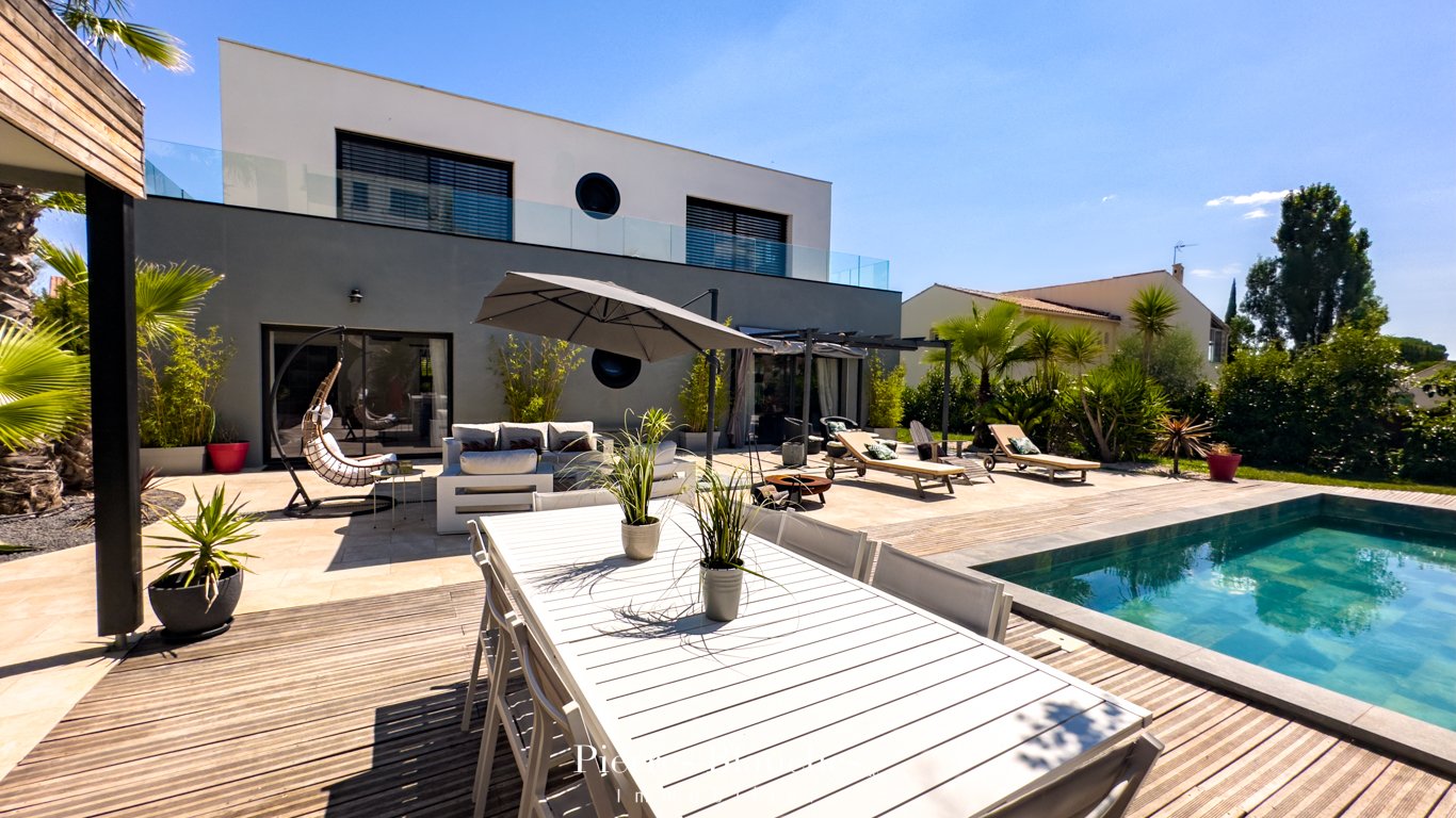 Agence immobilière de PIERRE BLANCHE IMMOBILIER