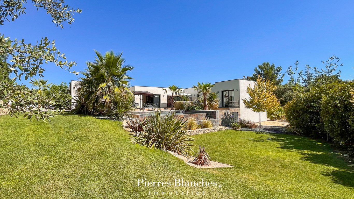 Agence immobilière de PIERRE BLANCHE IMMOBILIER