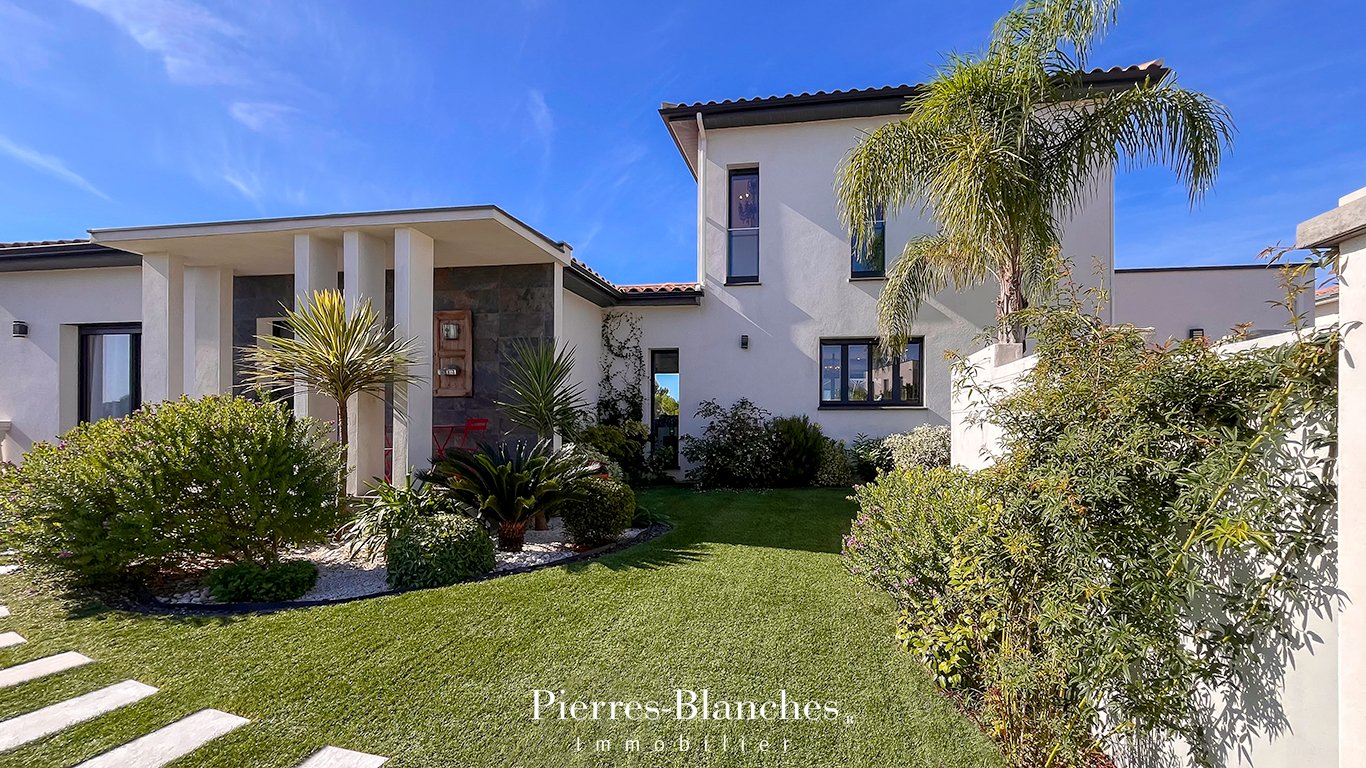 Agence immobilière de PIERRE BLANCHE IMMOBILIER