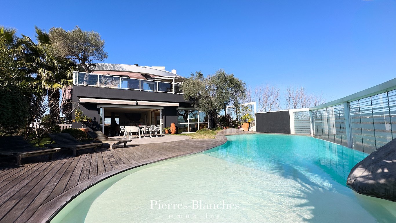 Agence immobilière de PIERRE BLANCHE IMMOBILIER