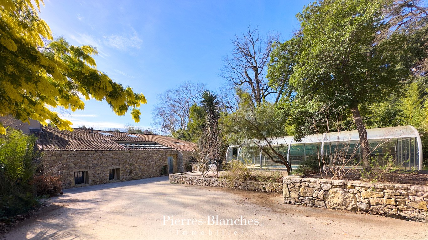 Agence immobilière de PIERRE BLANCHE IMMOBILIER