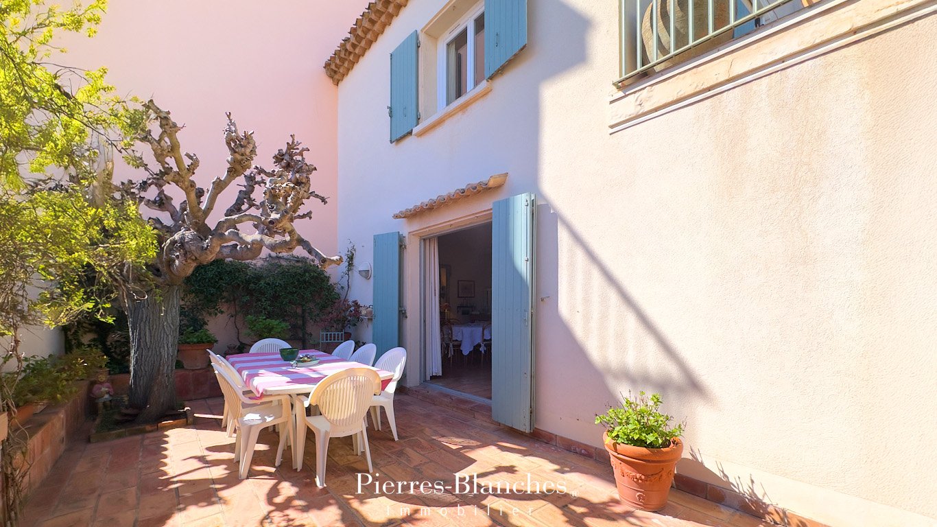 Agence immobilière de PIERRE BLANCHE IMMOBILIER