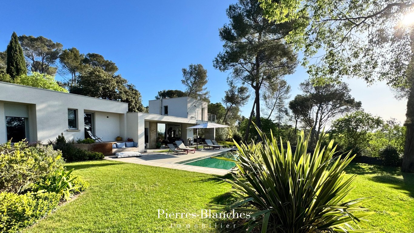 Agence immobilière de PIERRE BLANCHE IMMOBILIER