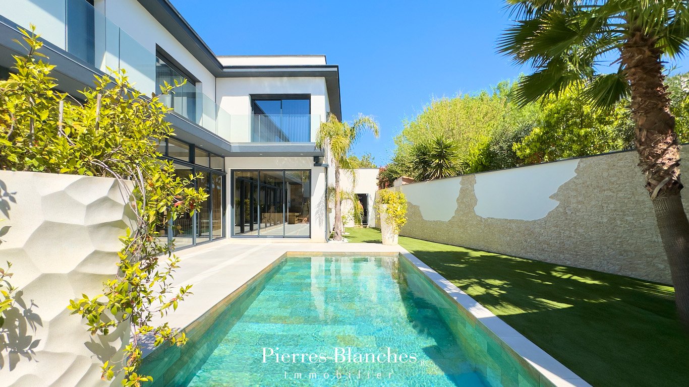 Agence immobilière de PIERRE BLANCHE IMMOBILIER