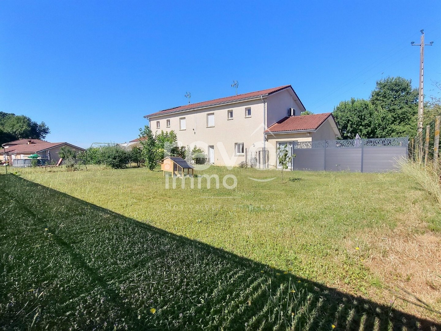 Maison 103m² — Neuville-les-Dames