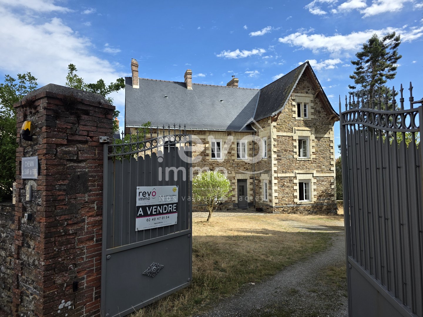 Maison 191m² — Saint-Julien-de-Vouvantes