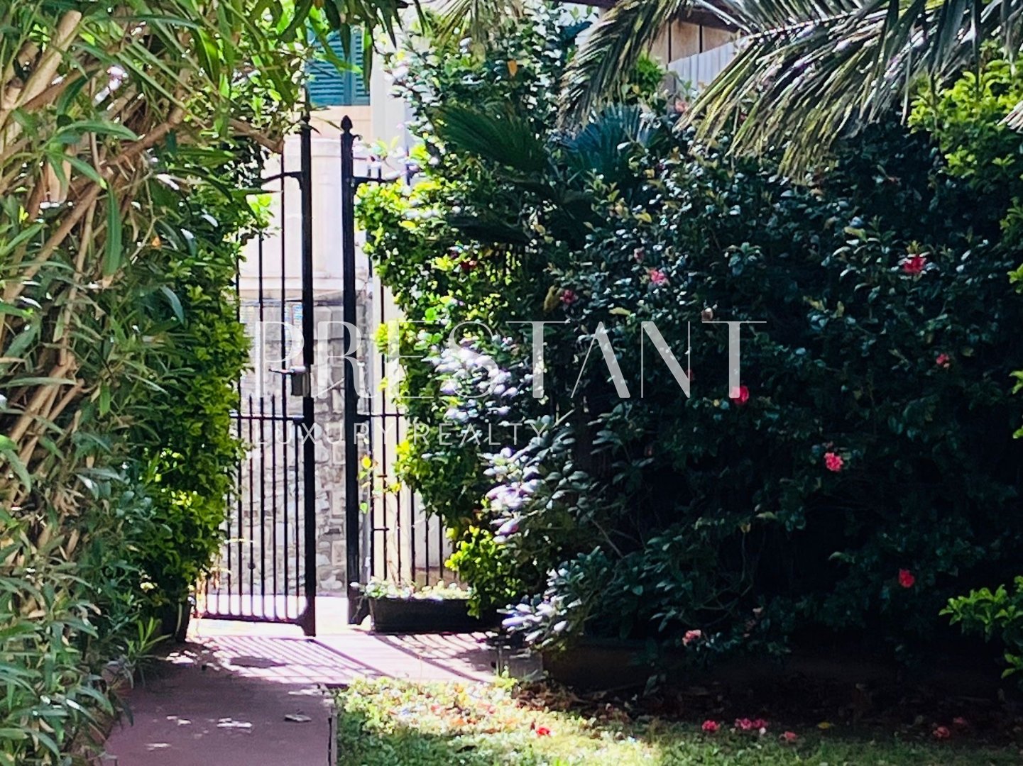 Appartement en rez-de-jardin