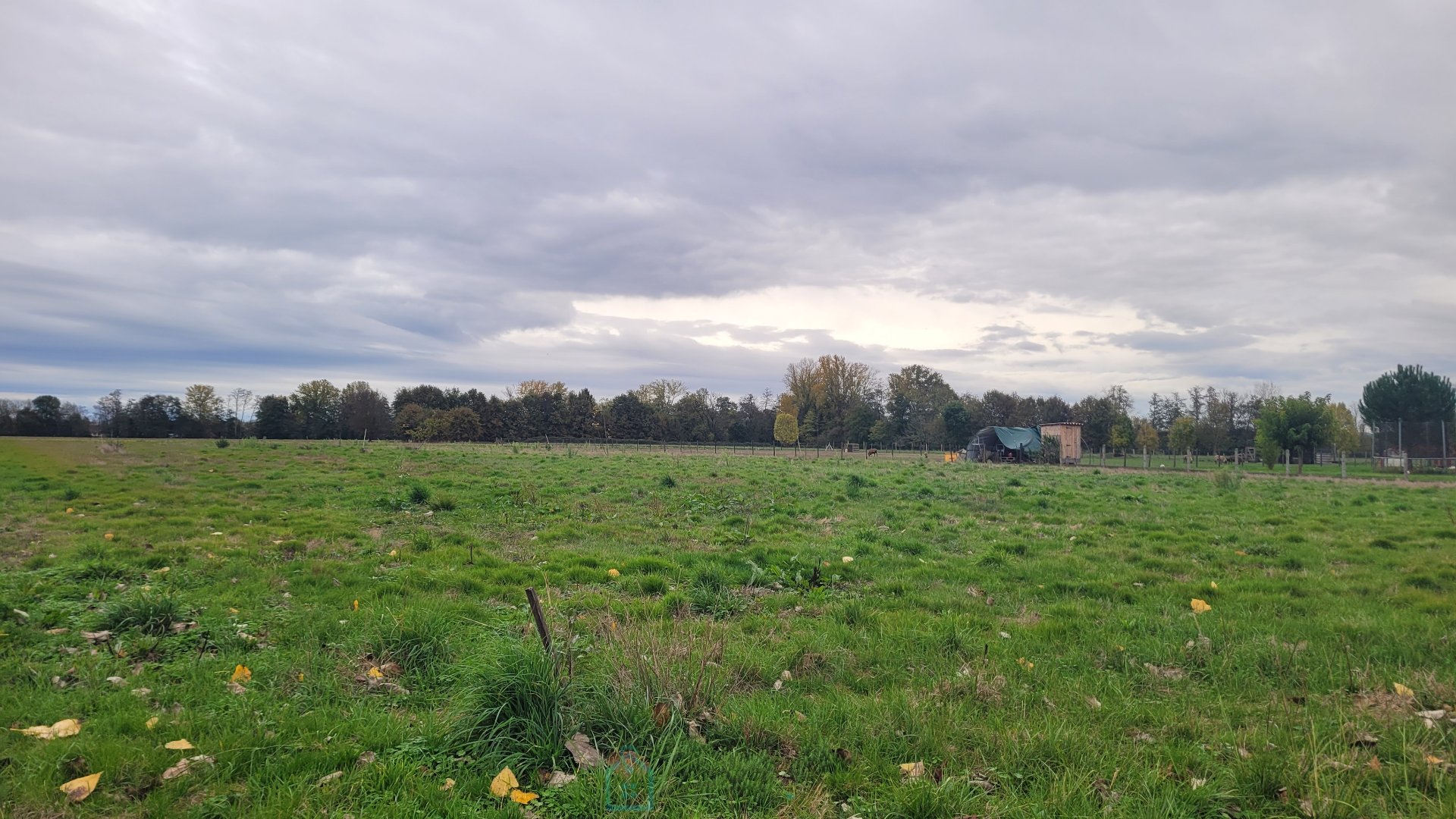 Terrain — Saint-Pierre-d'Eyraud
