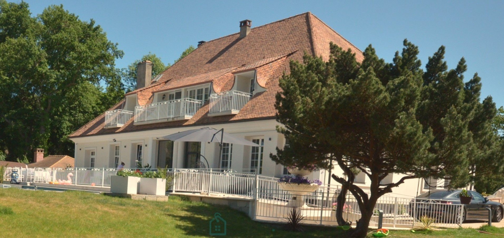 Maison 585m² — Boissise-le-Roi