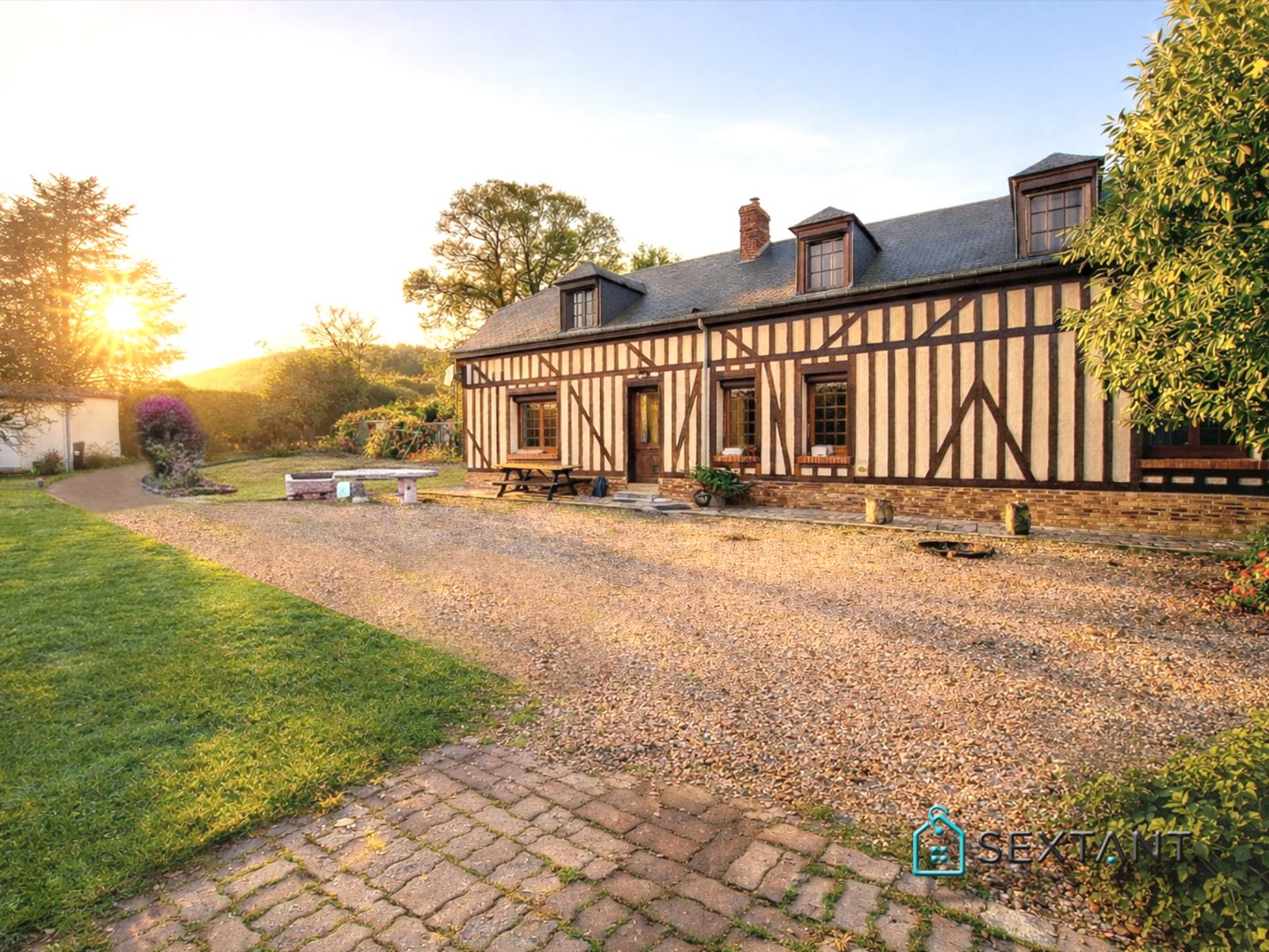 Maison 170m² — Acquigny