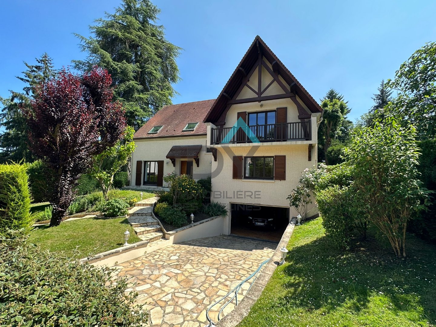 Maison 273m² — L'Étang-la-Ville