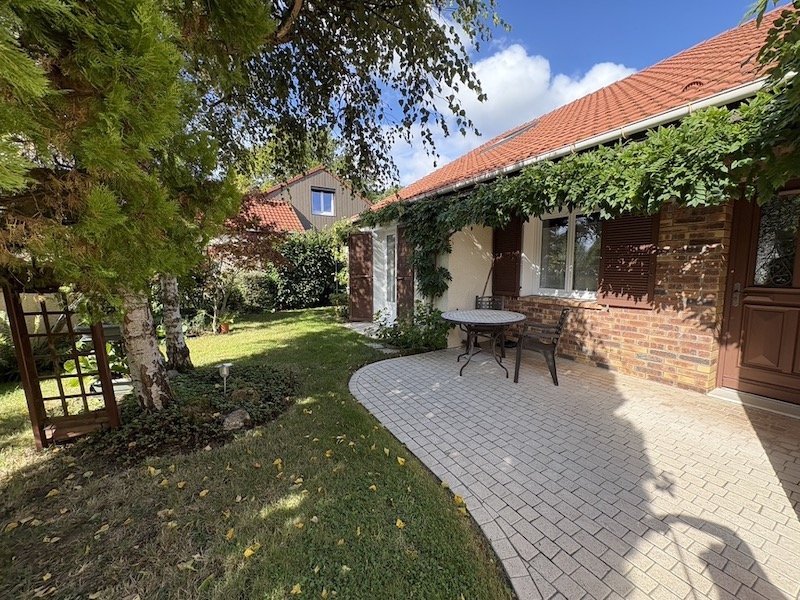 Maison 146m² — Châteaufort