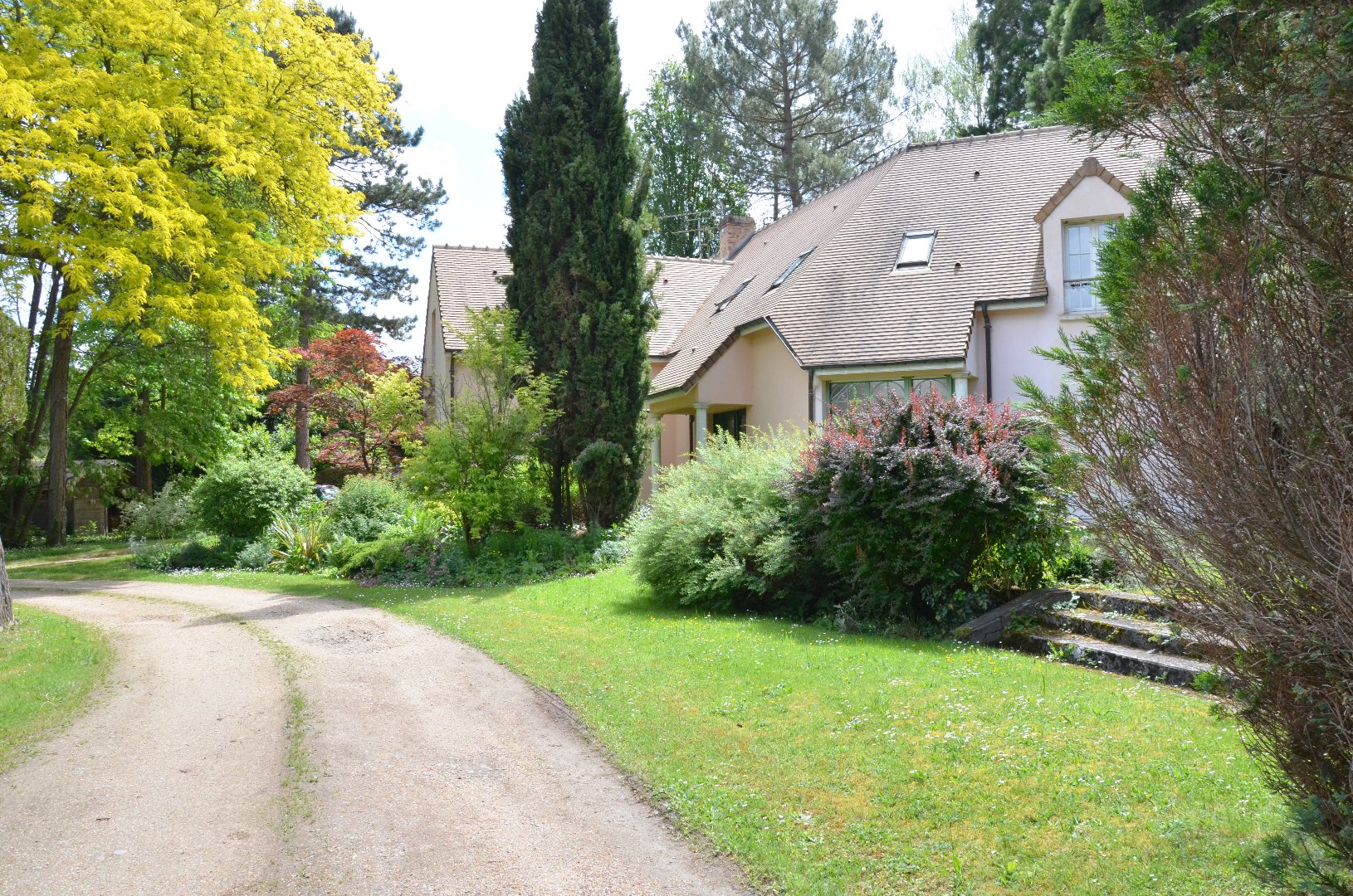 Maison 280m² — Dampierre-en-Yvelines