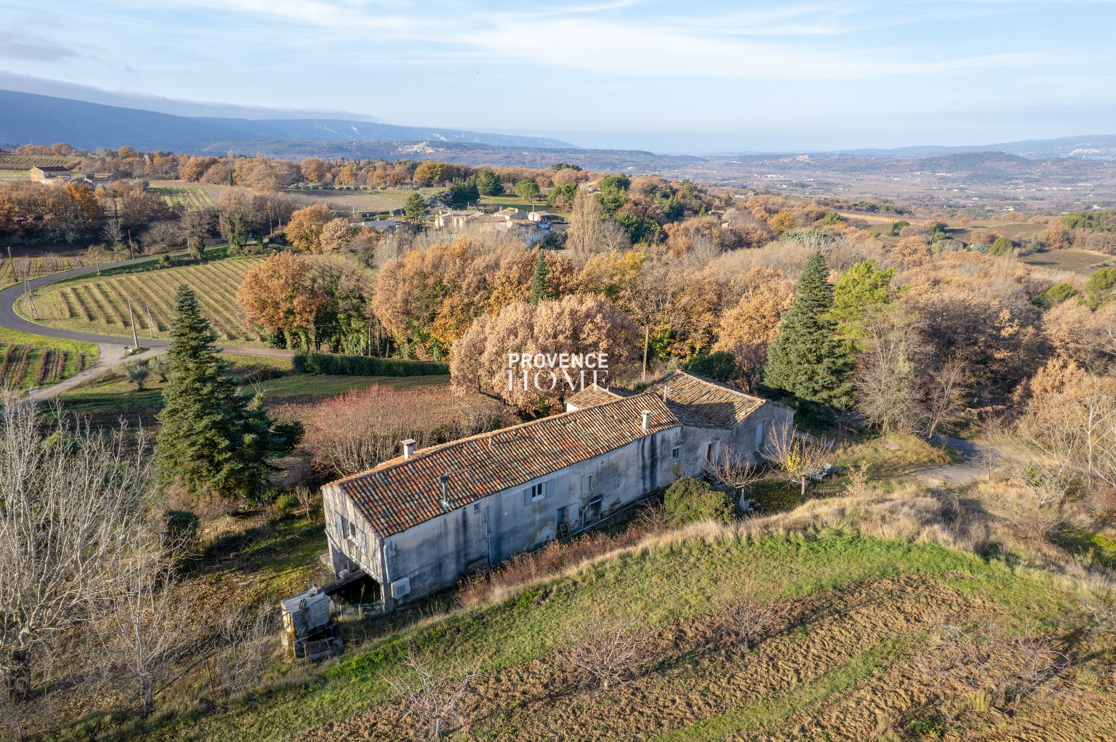 Maison 200m² — Bonnieux