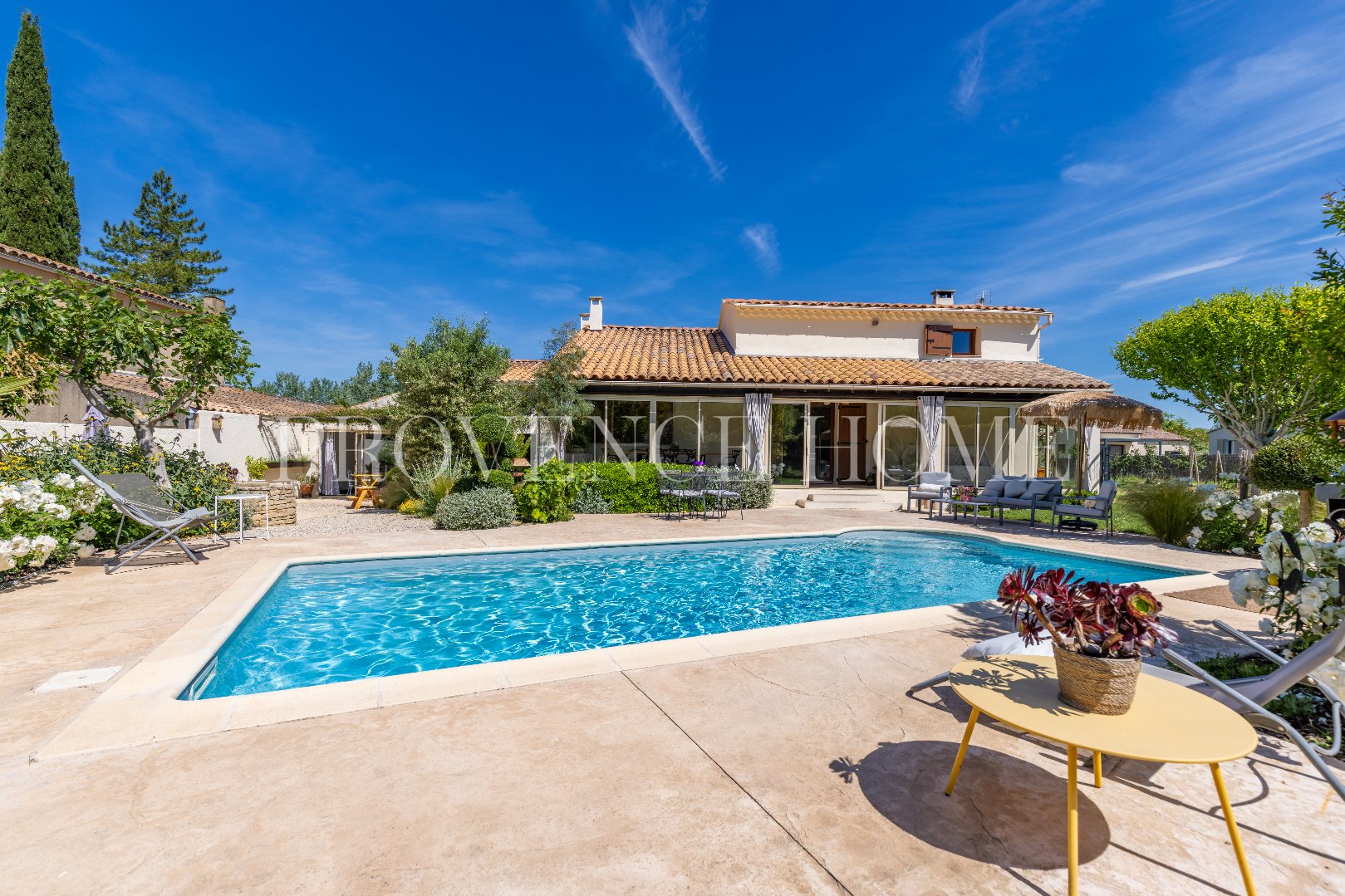 Maison 129m² — Oppède