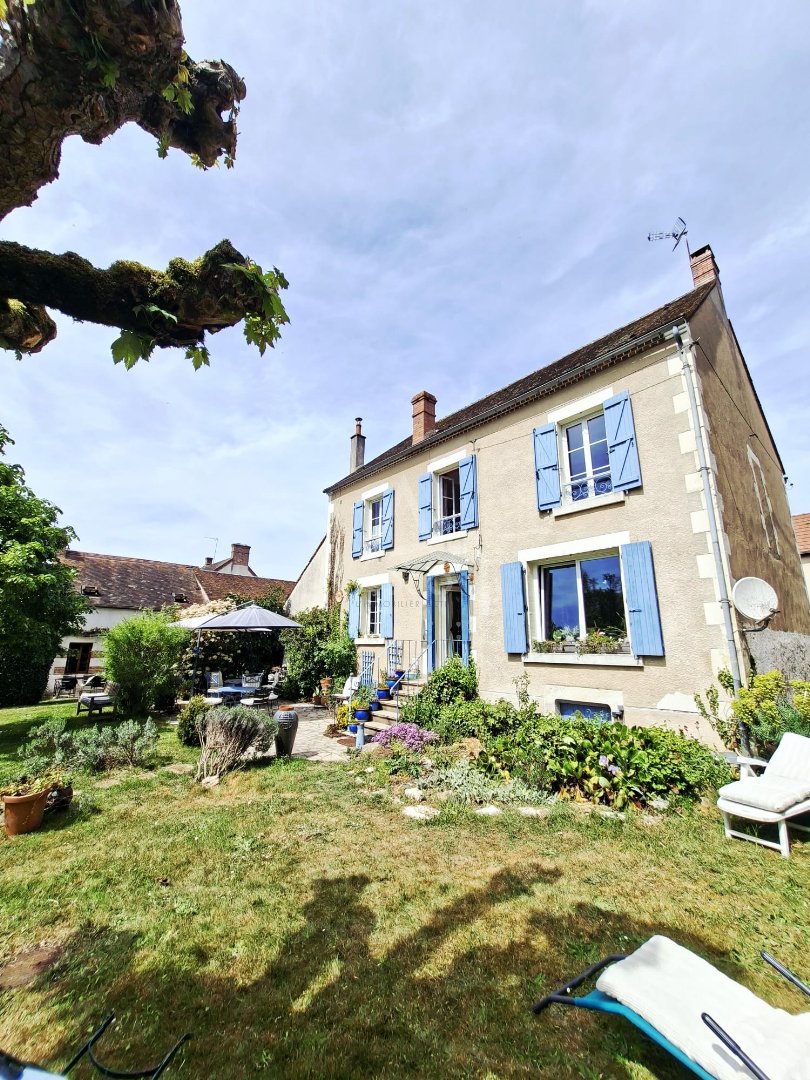 Maison 151m² — Arquian