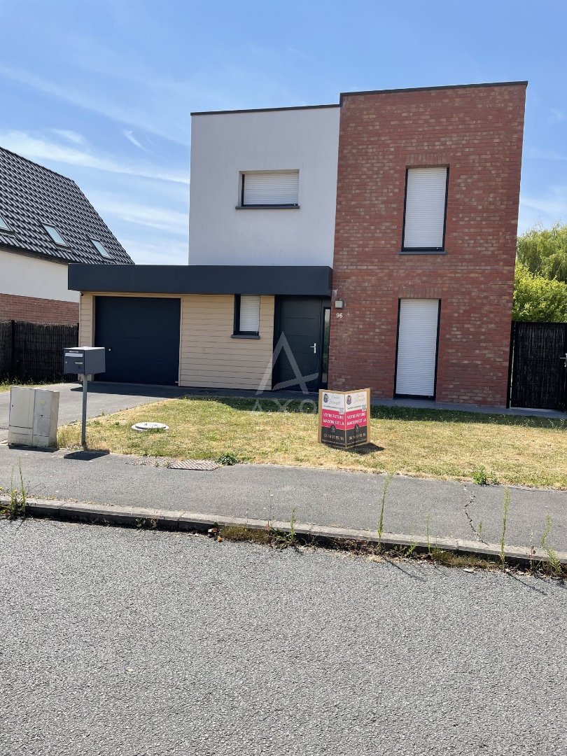 Maison 95m² — Mérignies