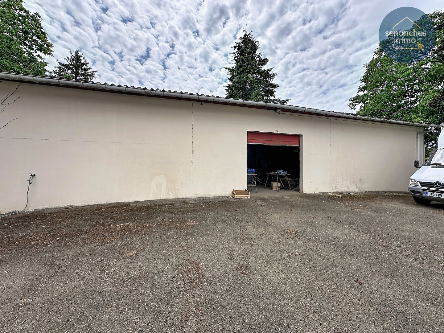 Premises 149m² — Senonches
