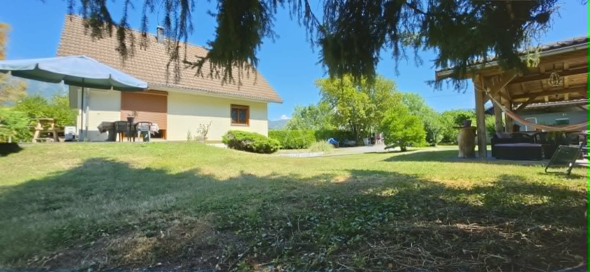 Maison 95m² — Grignon