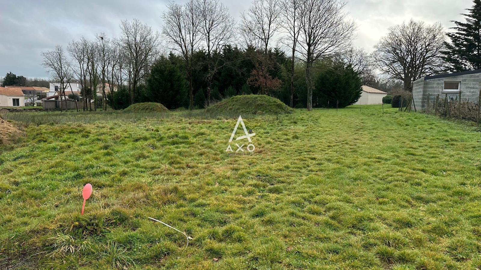 Terrain — Cugand