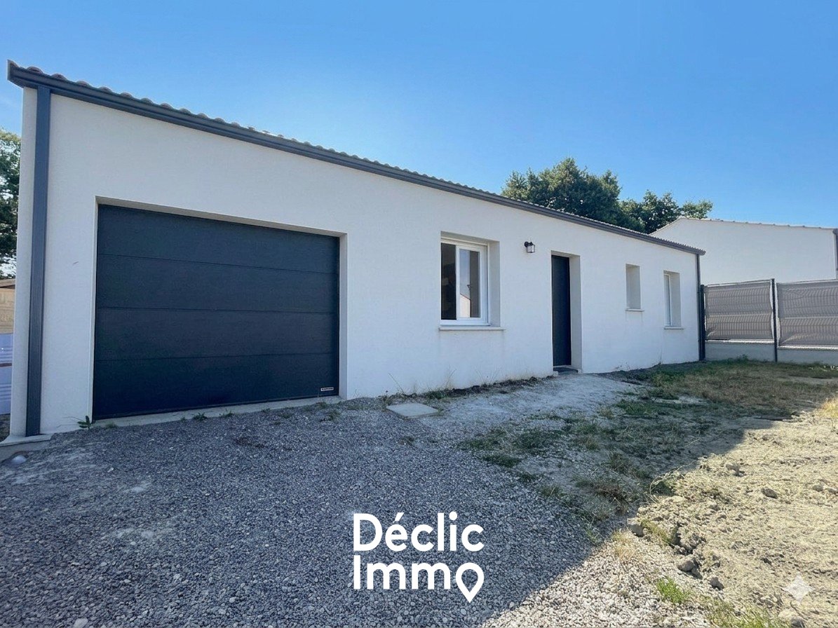 Maison 84m² — Saint-Avaugourd-des-Landes